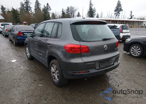 2014 Volkswagen Tiguan S из США, поврежденный, VIN WVGBV3AXXEW547591